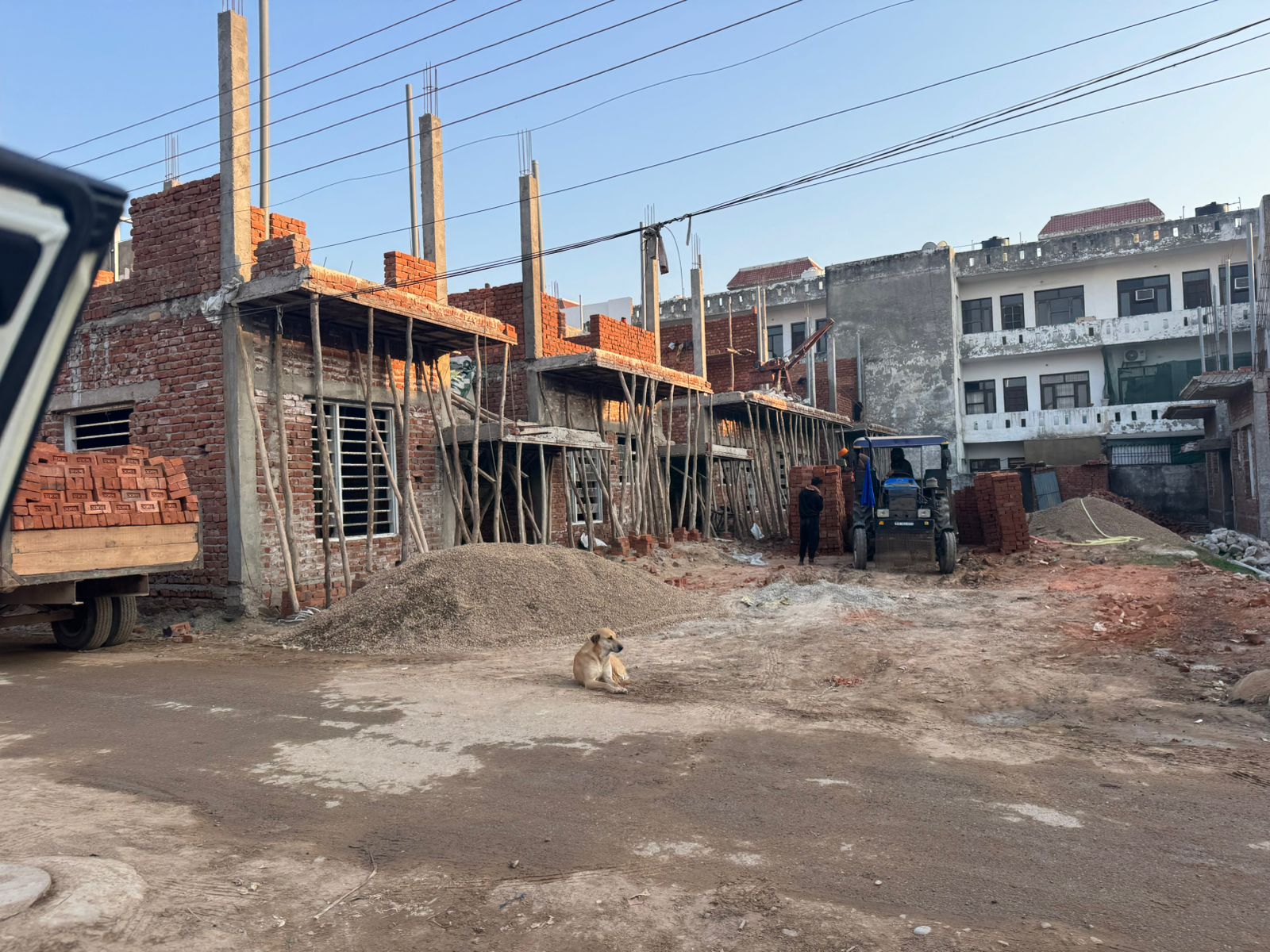 2 bhk budget house available on kurali road opp mews gate behind jamuna appartment